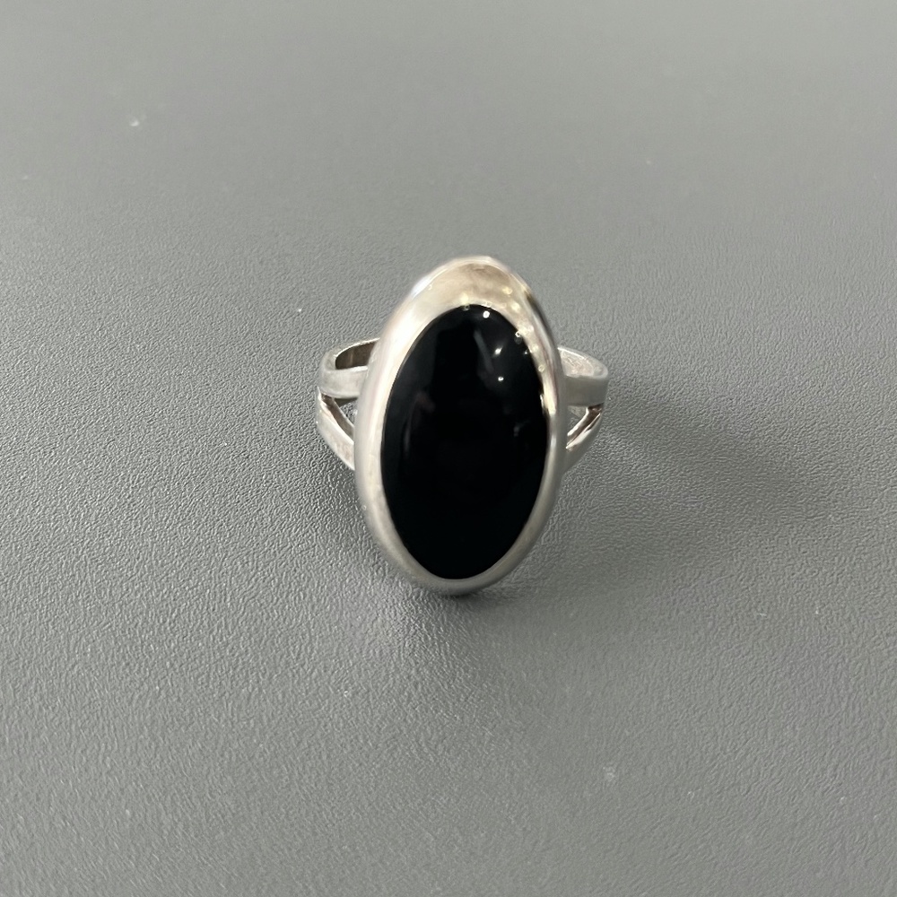 TAXCO Mexico Sterling Silver (925) & Onyx Ring (Size 9)